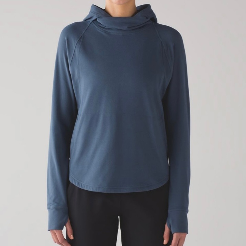 Lululemon Pick Up The Pace Long Sleeve
Astro Blue